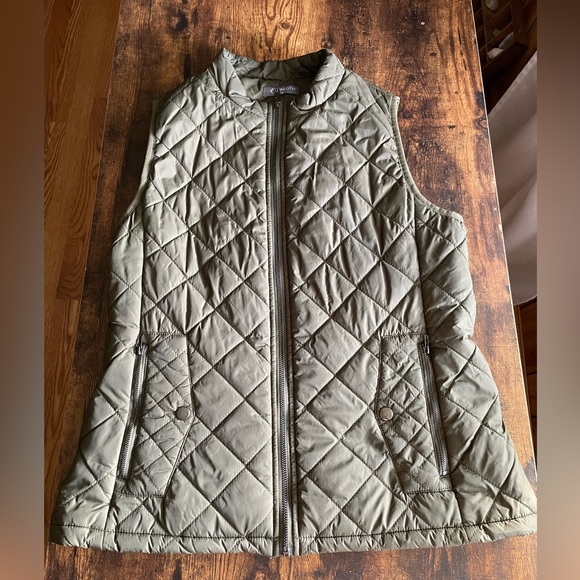 Vest - Picture 1 of 1